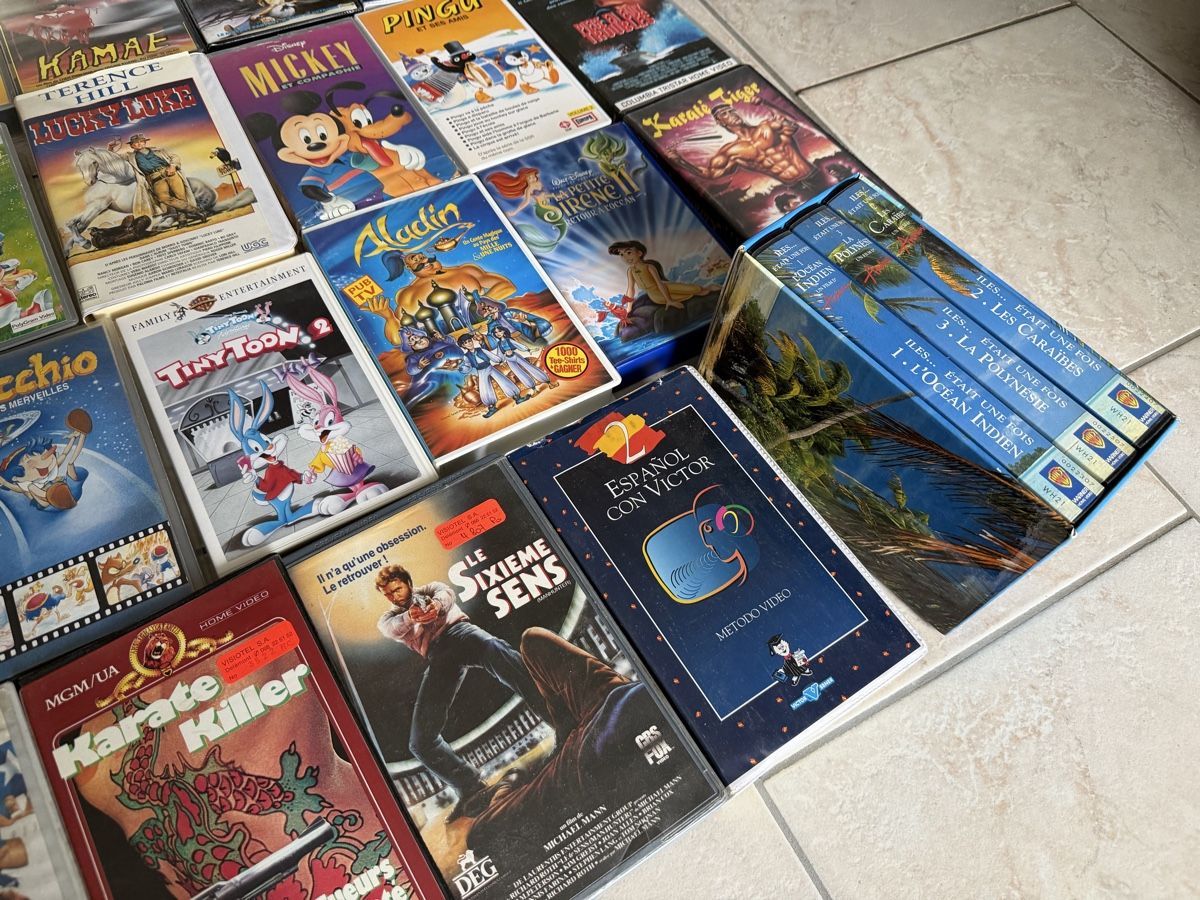 Tutti i VHS: 61x cassette video VHS – Usato da Courtételle venduto da claude41 8