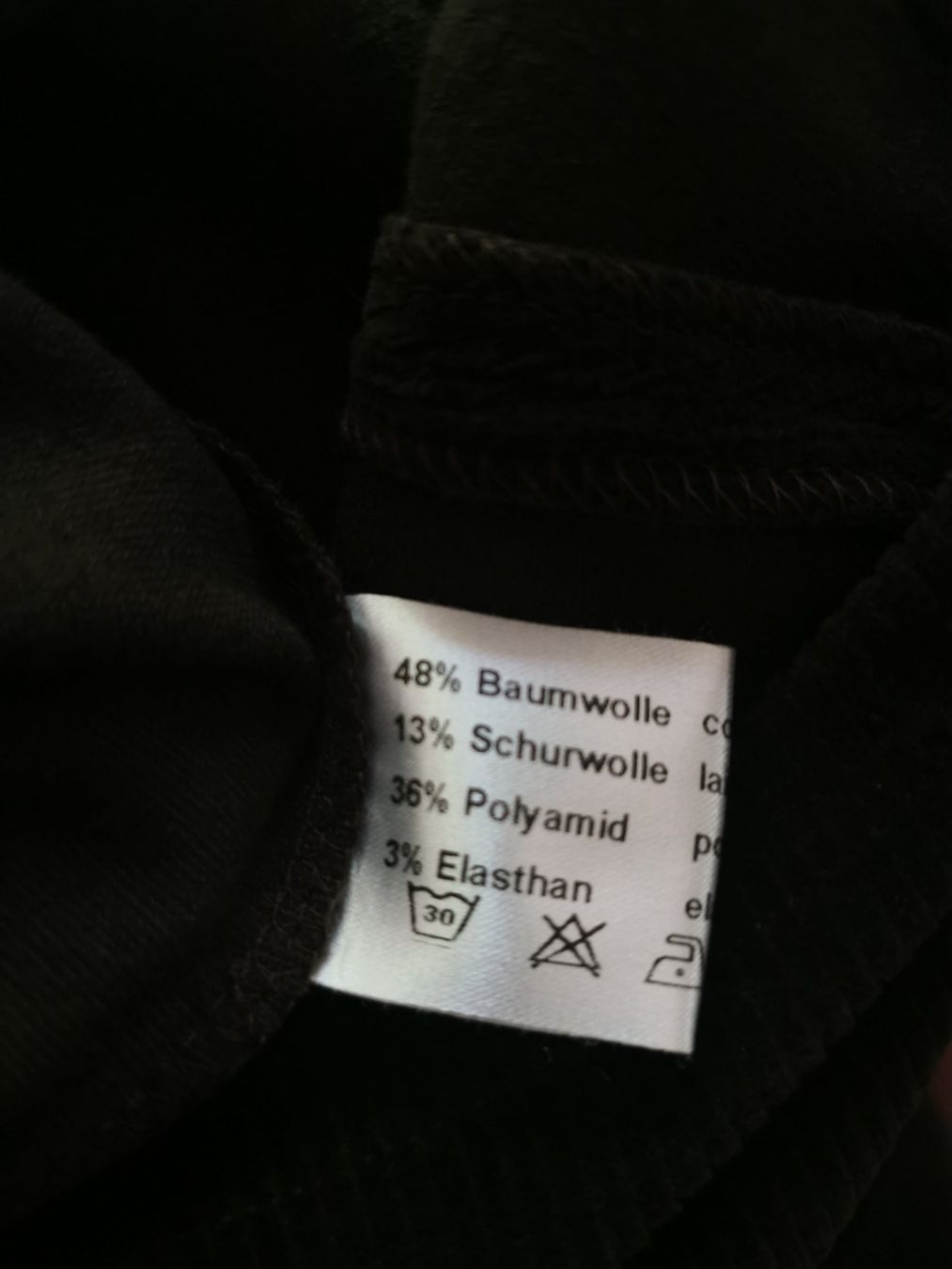 Kleider: The Swiss Label Cordkleid Gr. M – Gebraucht aus gachnang von tibus1 5