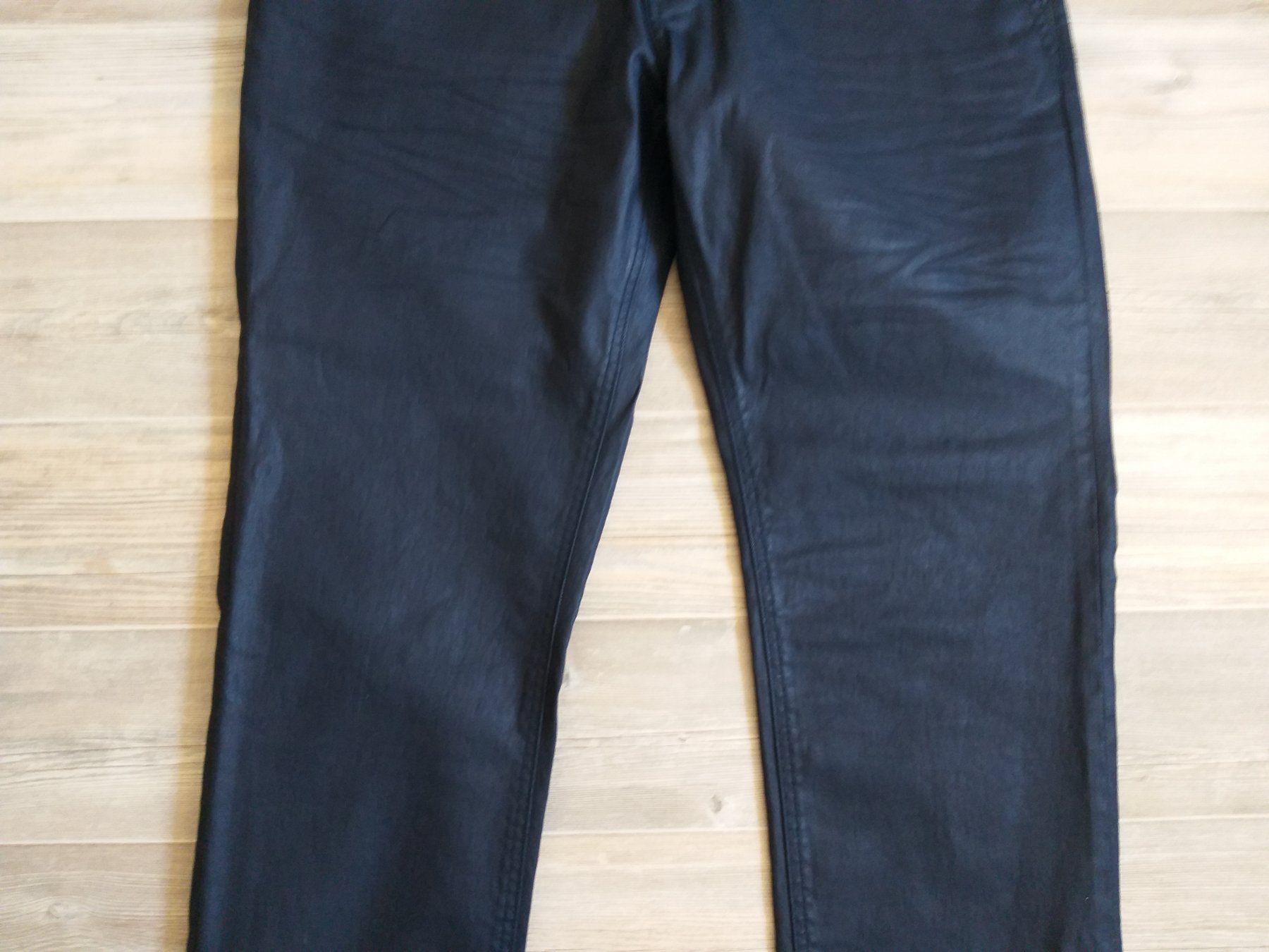 Pantaloni: Pantalon / Hose SOFT GREY  Taille / Grosse W36 – Usato da Cossonay-ville venduto da Super-Price-Quality 2