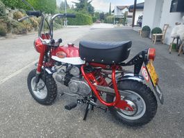 A vendre  moto Honda monkey