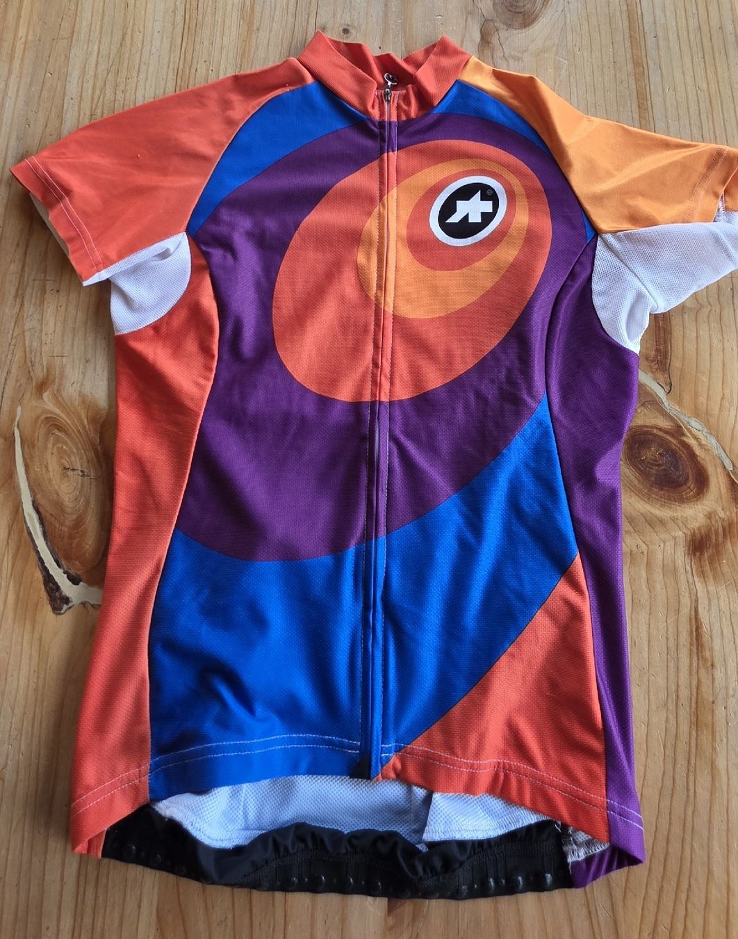 Assos Maillots de corps & Pantalons: Biketrikot Assos Damen, Gr. M – D'occasion à Balgach par swiss-steppenwolf
