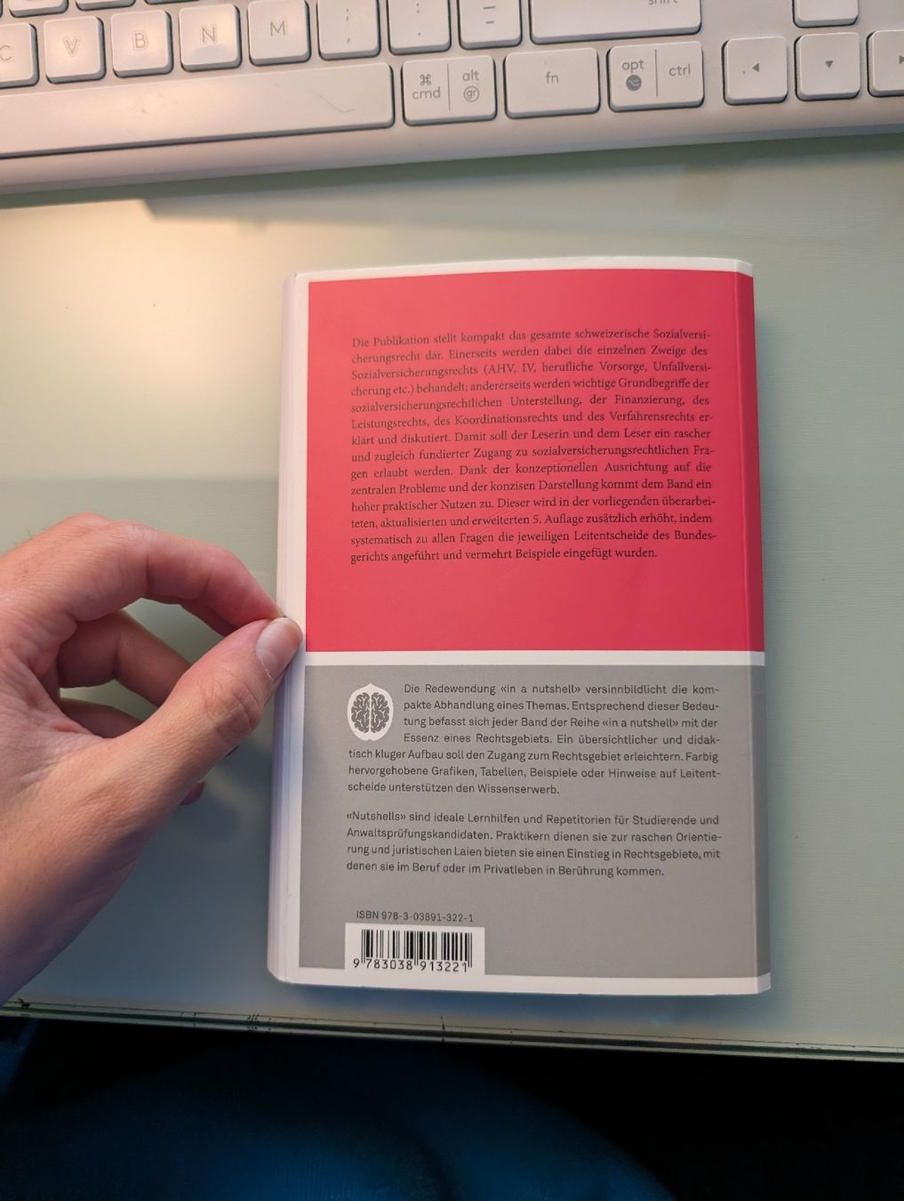 Libri: In a Nutshell, Sozialversicherungsrecht, 5. Auflage – Usato da Wädenswil venduto da macik 1