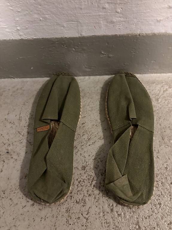 Scarpe da uomo: Espradilles Gr. 43 – Usato da Bern venduto da oliver.schenker