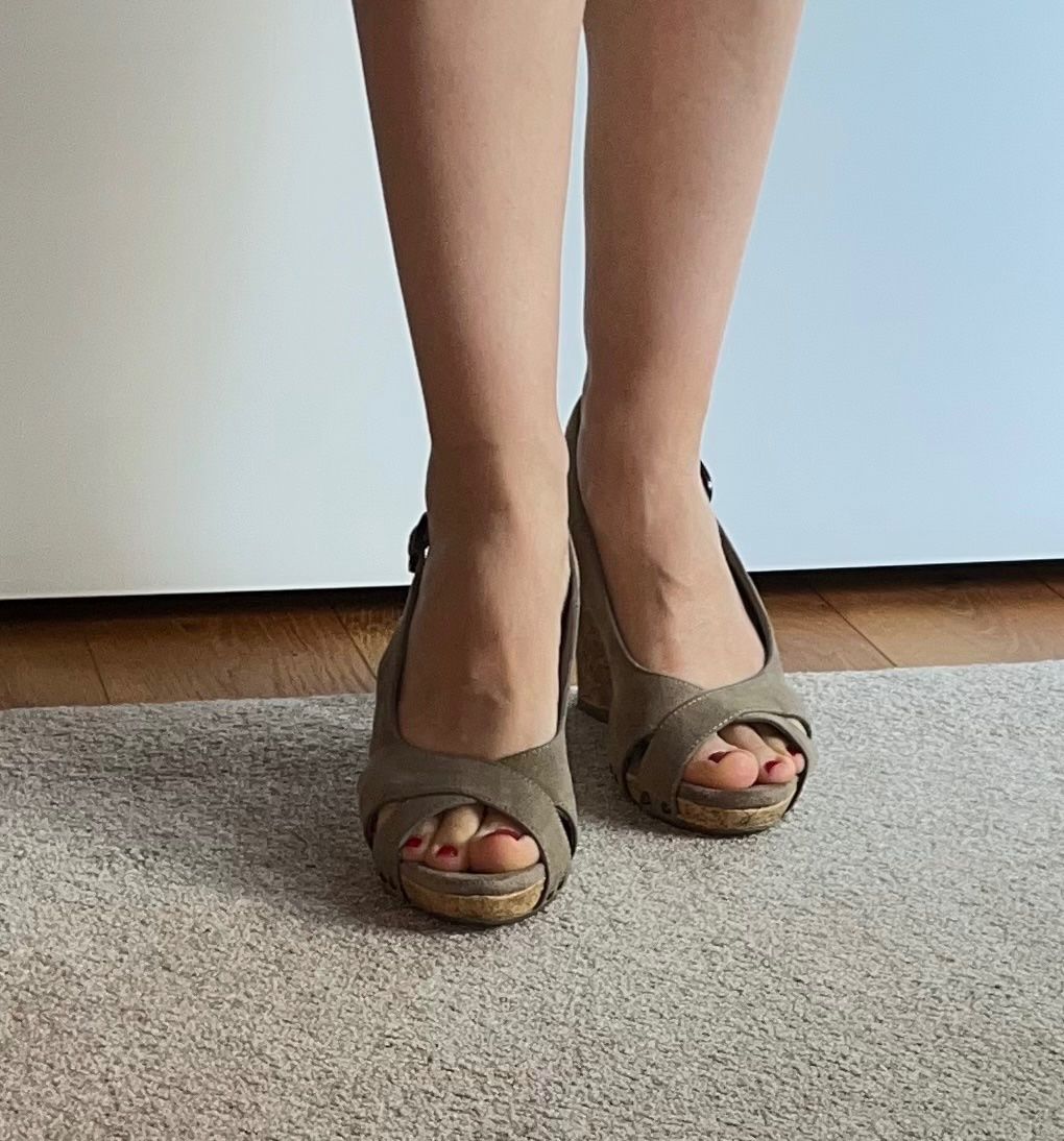 Damenschuhe: Schuhe Gr.36 – Gebraucht aus Stäfa von Exclusive0