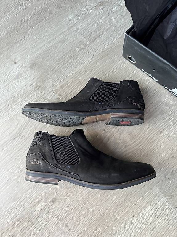 Chaussures hommes: Bugatti noire taille 43 – D'occasion à Vicques par JU_2824 1