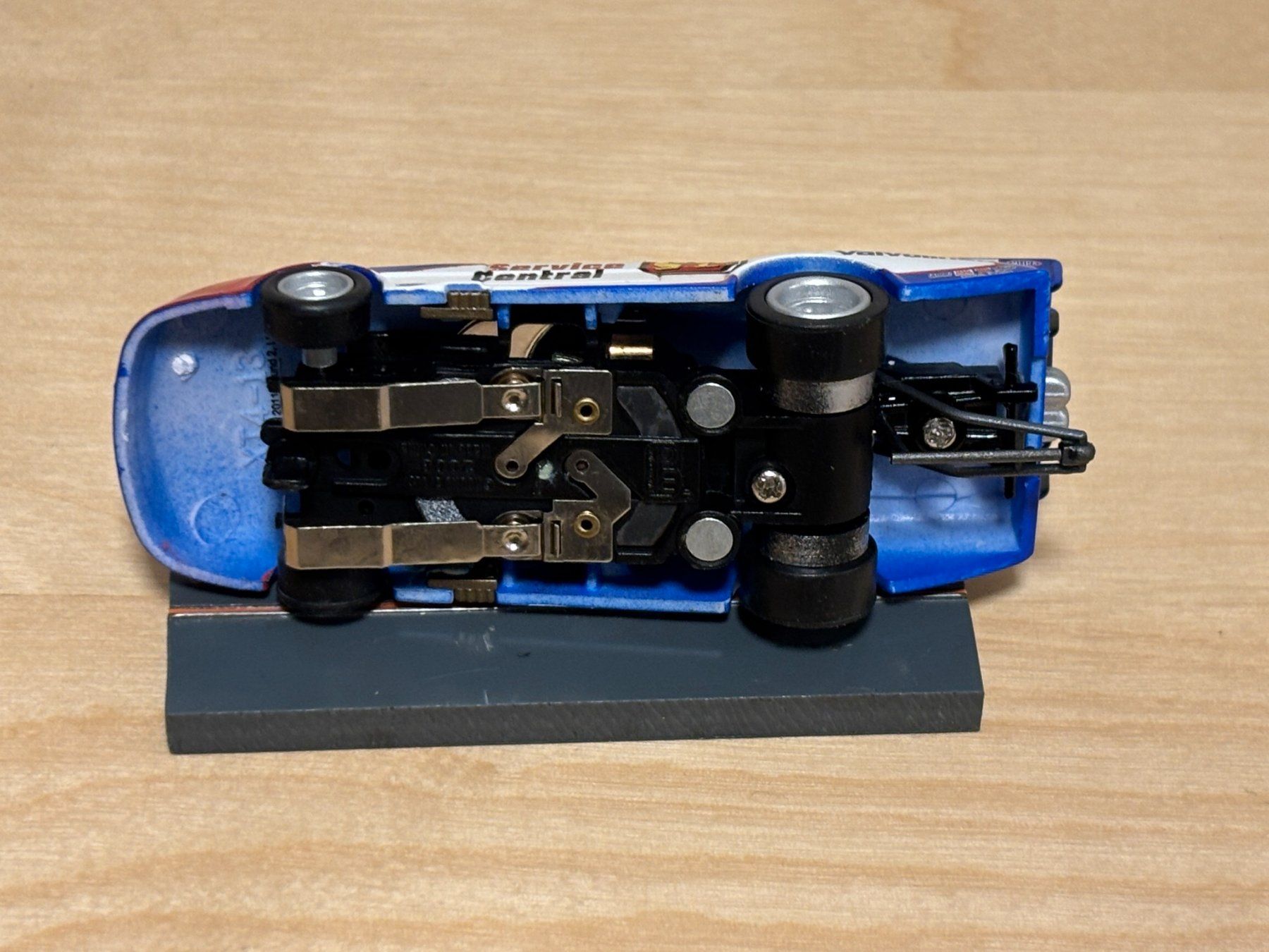 Circuits: Auto World 4Gear NHRA Funny Car "Service Central" – Neuf (Voir description) à Bülach par h0slotch 8