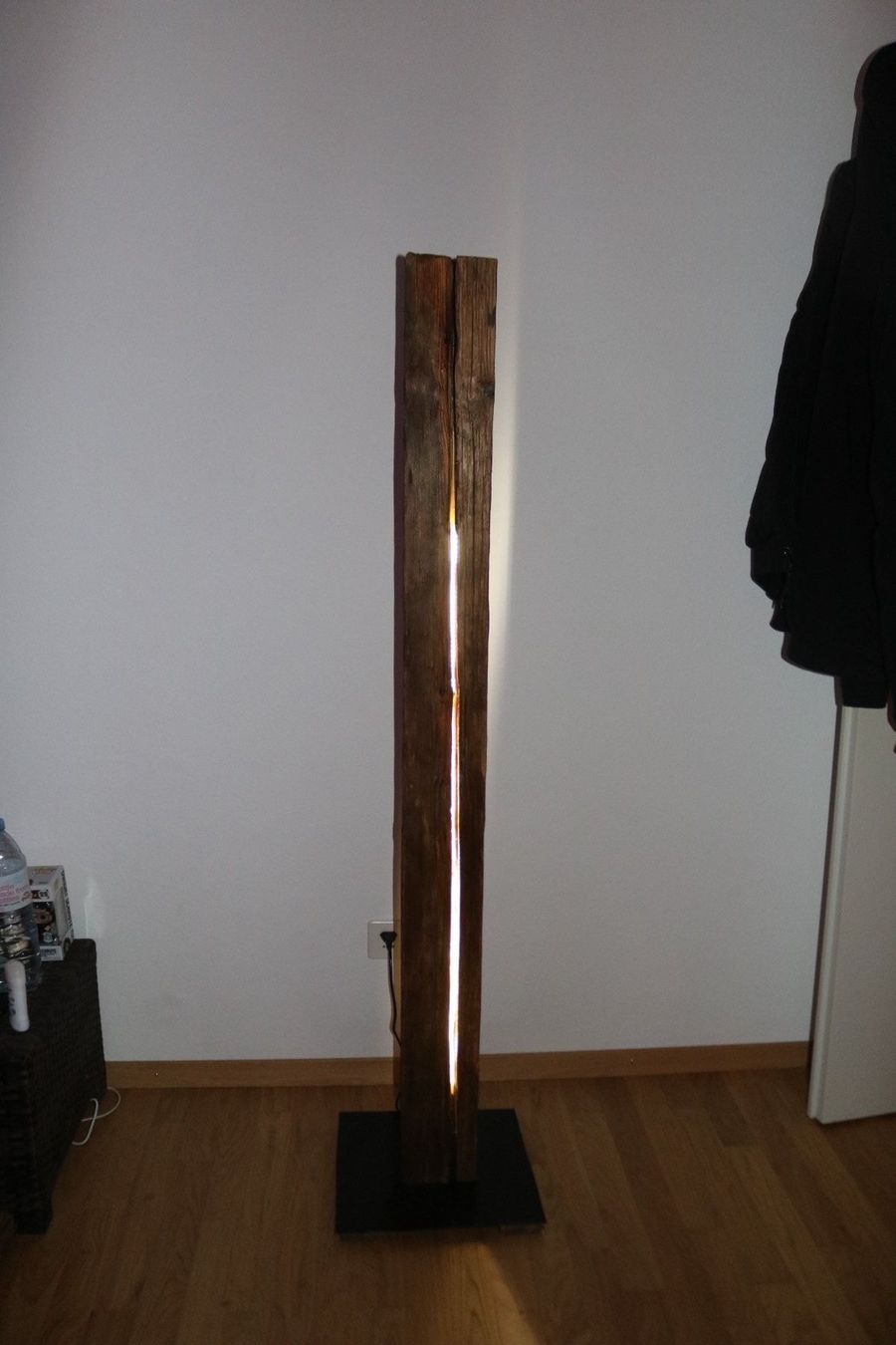 Lampade: Stehlampe aus Holz Rustik - Custom Lampe – Nuovo e nell'imballaggio originale da Zürich venduto da Miki_Schreiner 3