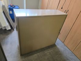 Lista Lateralschrank mit Schlüssel 120x40cm H: 108cm 150.-