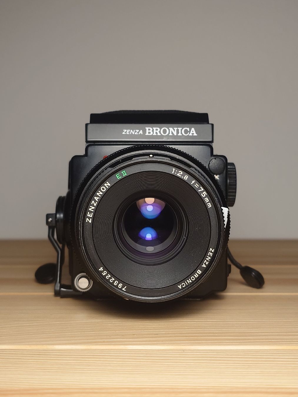 Bronica Kamera: Zenza Bronica ETRS Kit – Gebraucht aus Flanthey von North_altitude