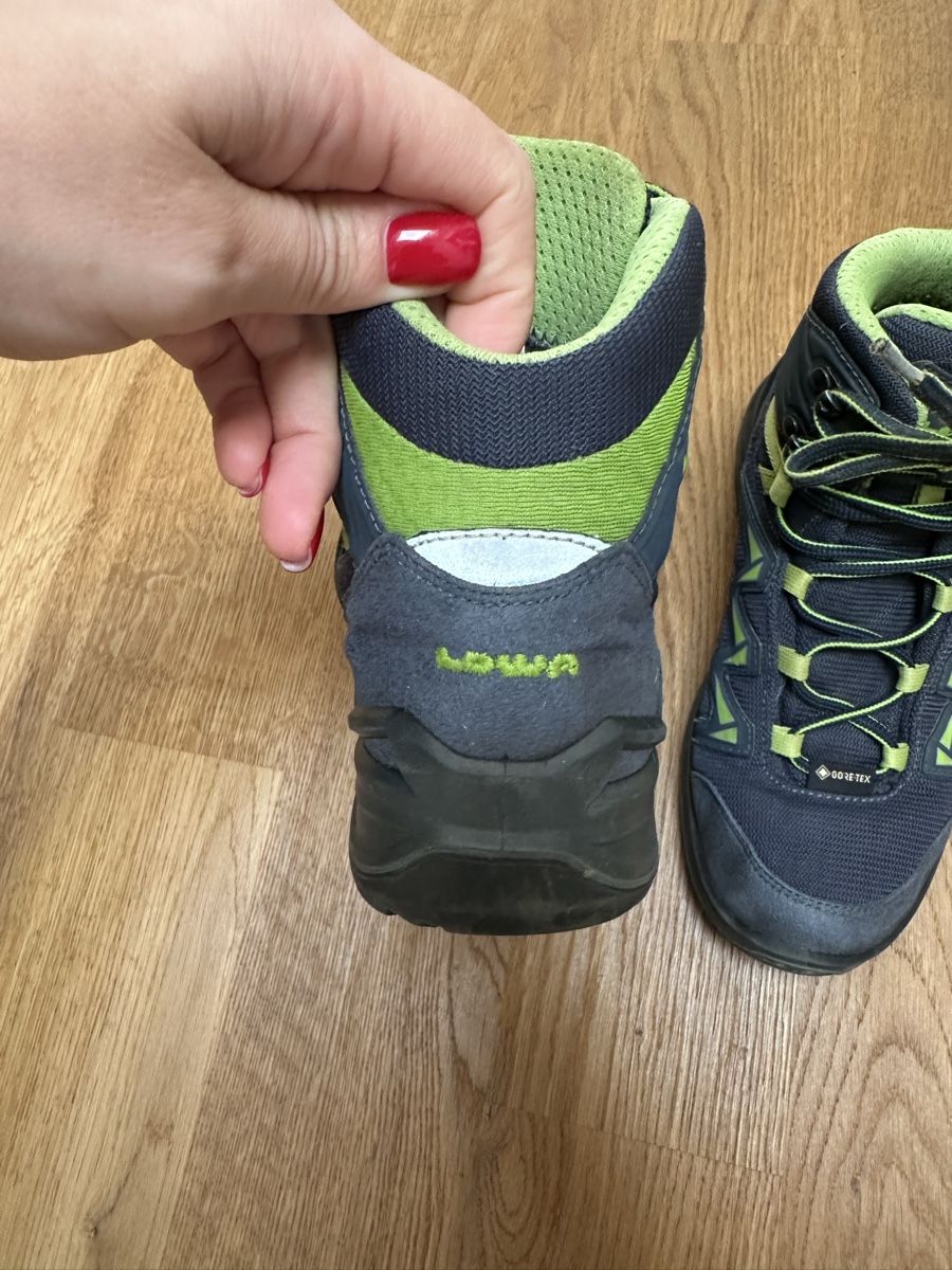 Lowa Schuhe für Jungen: Lowa wanderschuhe 35 – Gebraucht aus Hochdorf von lefaho 1
