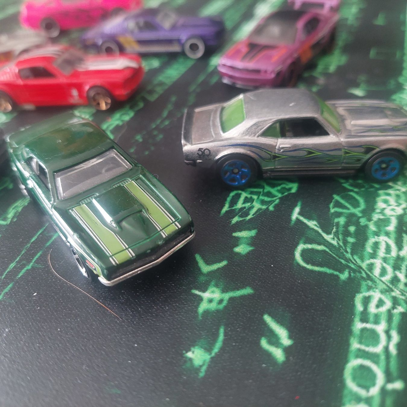Hot Wheels Giocattoli: Mattel Majorette Hotwheels Autos 1/64 – Usato da Ermenswil venduto da Ingram0 3
