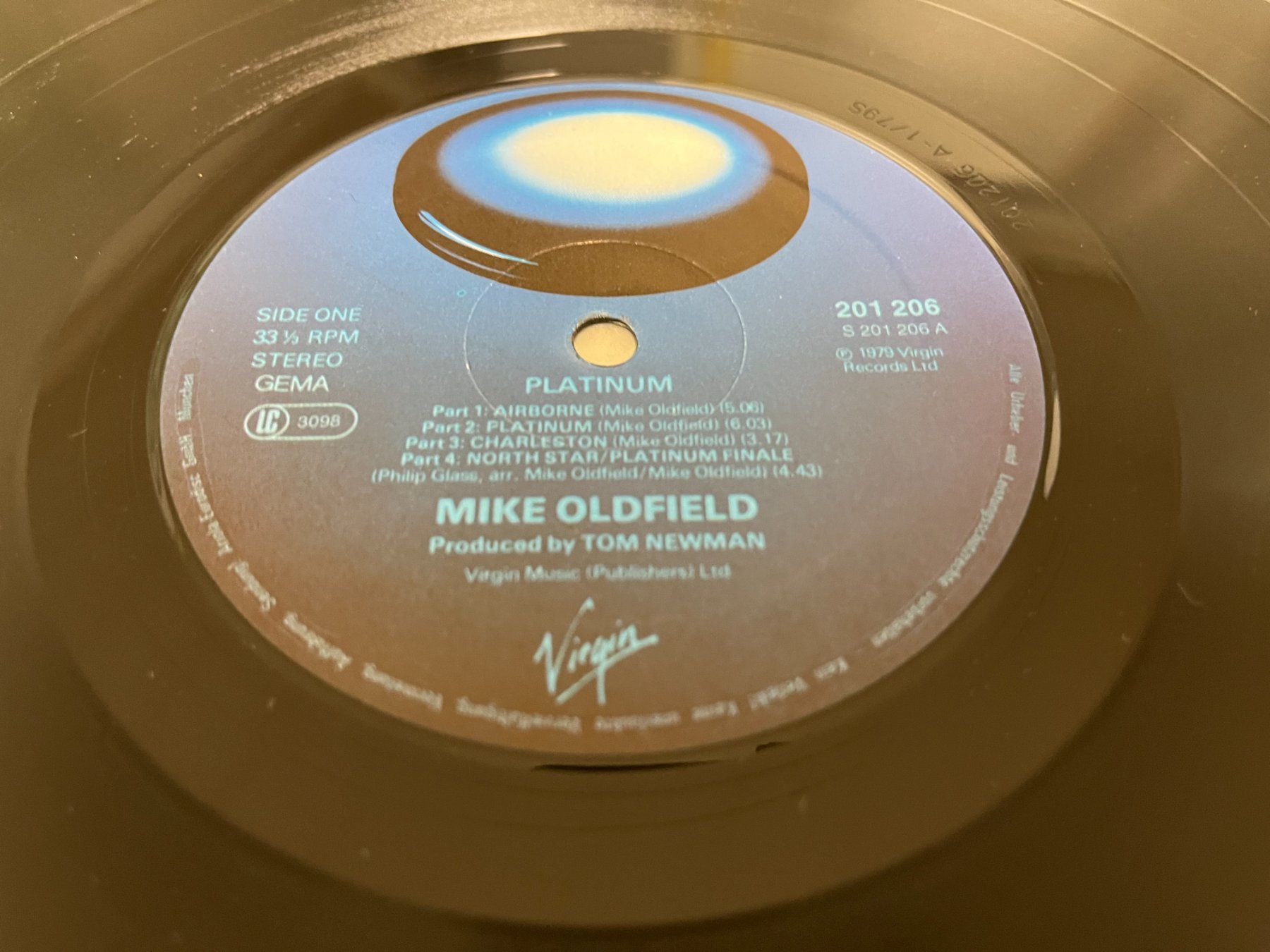 Dischi in vinile: LP Mike Oldfield Platinum LP – Usato da Mumpf venduto da dadaboygugu 7