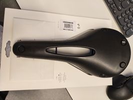 Brooks C15 Carved Black