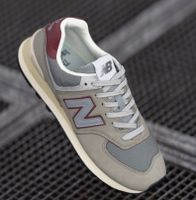 Schuhe - New Balance 574 Grau/Burgund, Grösse 38.5 - Neu!
