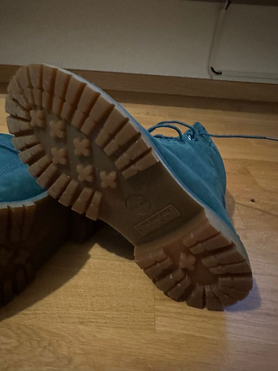 Timberland Scarpe per ragazze: Timberland Winterschuhe – Usato da Fehraltorf venduto da Ashbperk 2