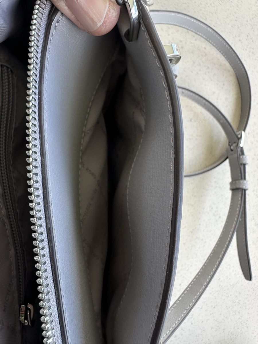 Michael Kors Borse da donna: Elegante Michael Kors Tasche, hellgrau! – Usato da Oftringen venduto da Geier1969 7