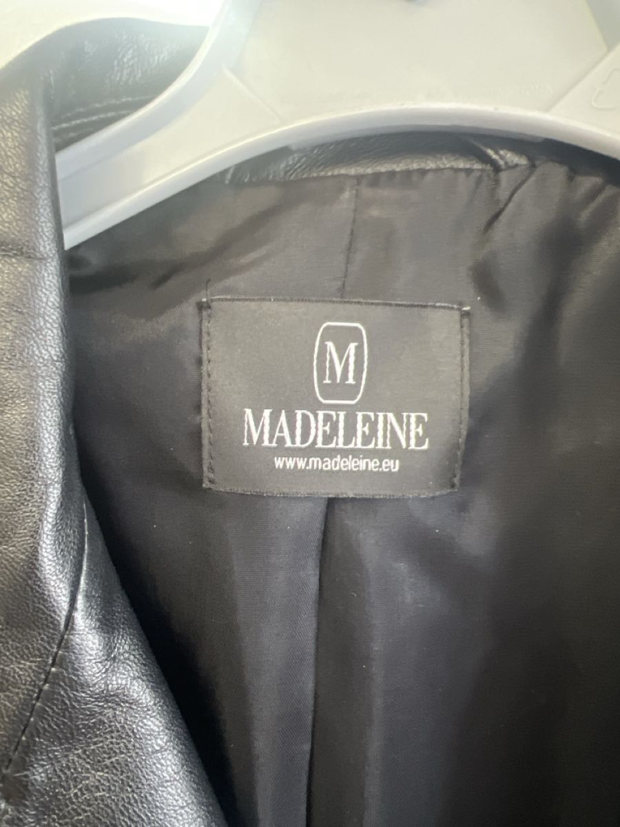 Madeleine Giacche: Schwarze Echtlederjacke mit Nieten & Ringen - Gr. 36-38 – Usato da Olten venduto da AtelierSecondhand23 3