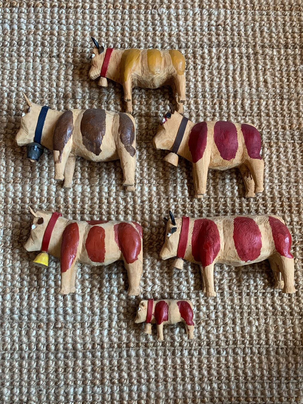 Jouets: Alte Holzkühe – D'occasion à Bibern SO par wecafra 1