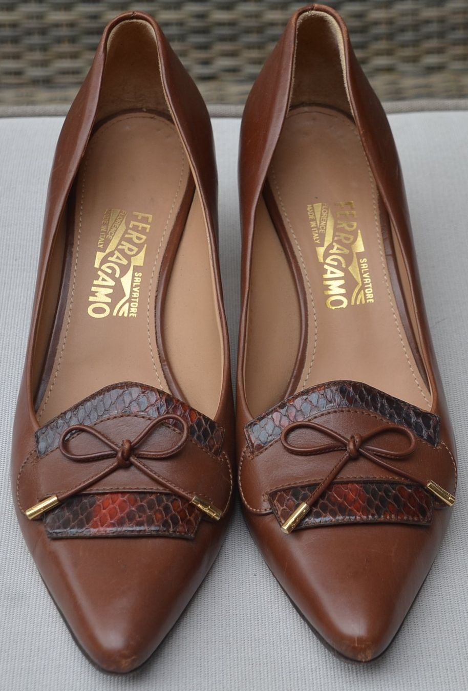 Salvatore Ferragamo Scarpe da donna: Pumps Salvatore Ferragamo .9,5E -40 – Usato da Collonges venduto da arashee 1