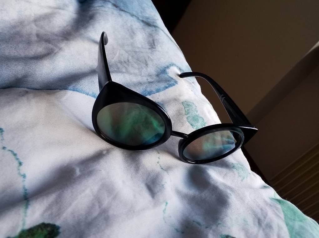 Occhiali & Lenti: Cateye Sonnenbrille Grün/Violette Reflexion – Usato da Bern venduto da Bluepop 2