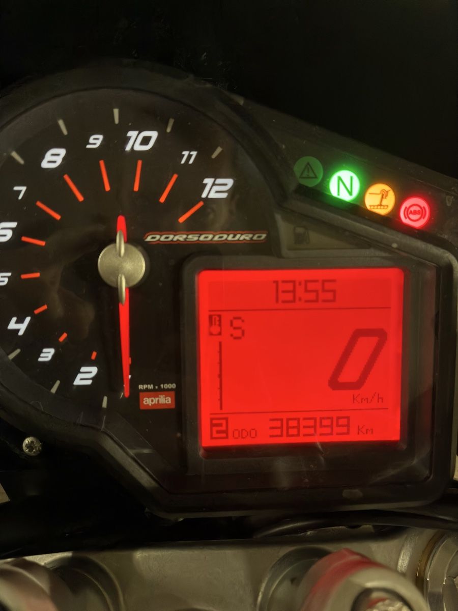 Aprilia Route: Aprilia dorsoduro 750 – D'occasion à Hermetschwil-Staff par emm_95z9 5