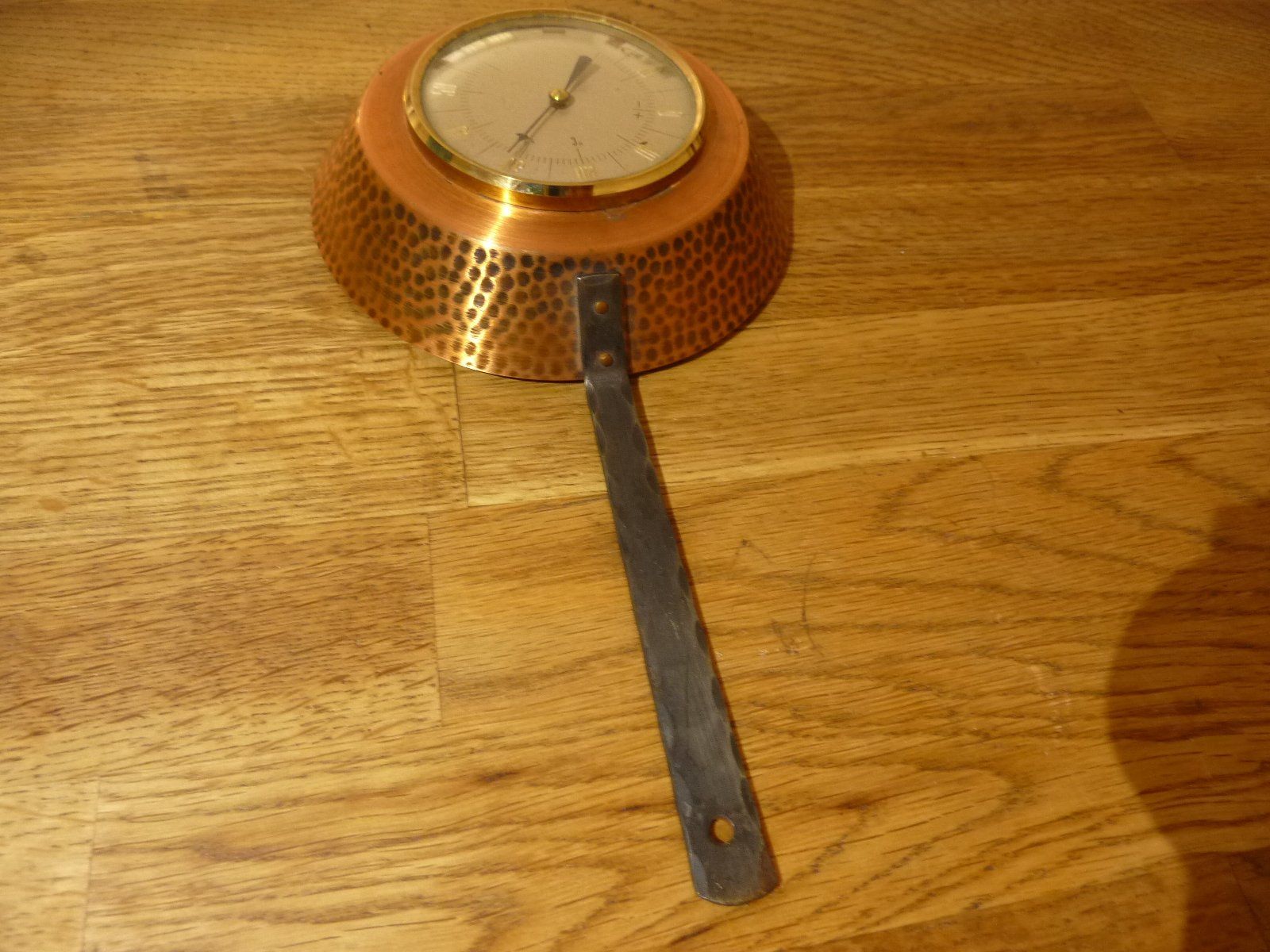 Altro per la casa: Omas antiker Raum Thermometer Pfännchen – Usato da Hochfelden venduto da swissice 2