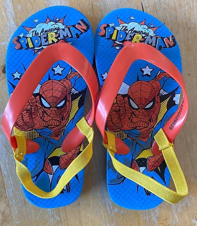 Schuhe für Jungen: Spiderman Flip Flops 26/27 ungetragen  – Gebraucht aus Fehren von Flugzeug1177 2