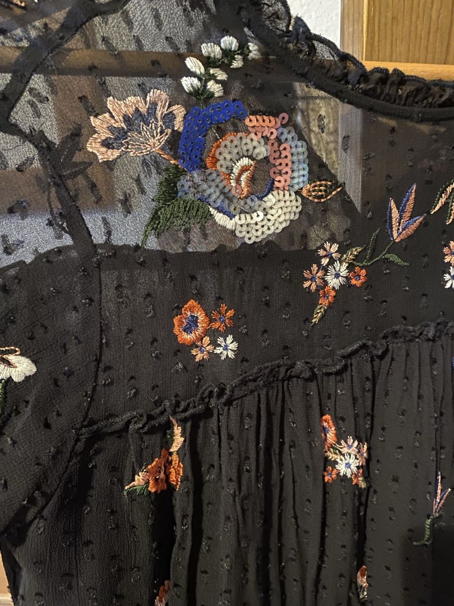 Zara Vestiti: Robe Zara noire brodée florale - Taille S – Usato da Epagny venduto da nie_n5yb 1