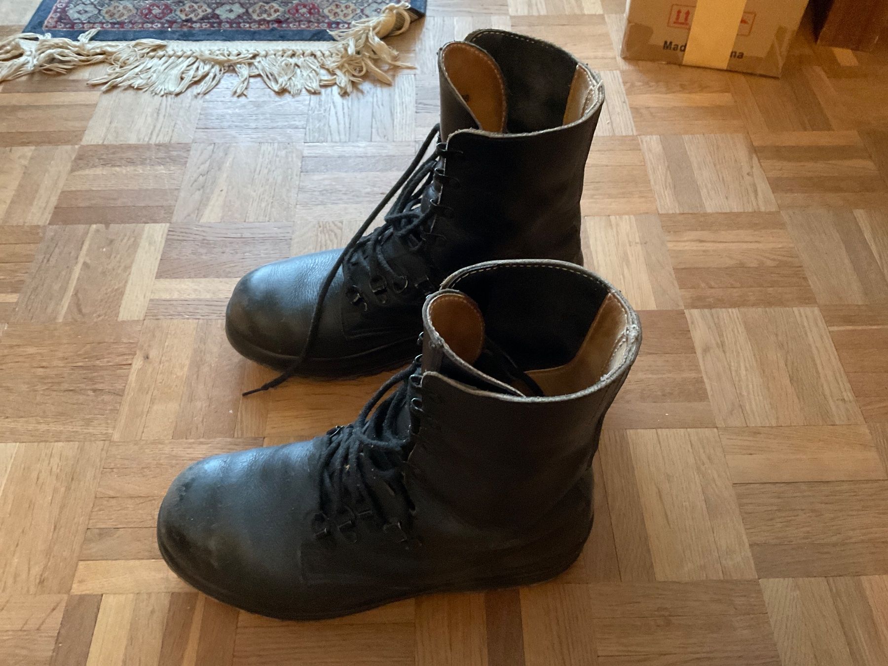 Schweizer Armee Scarpe da uomo: GUT ERHALTENE KAMPFSTIEFEL DER GRENADIERE – Usato da Rüti ZH venduto da hondasepp 4