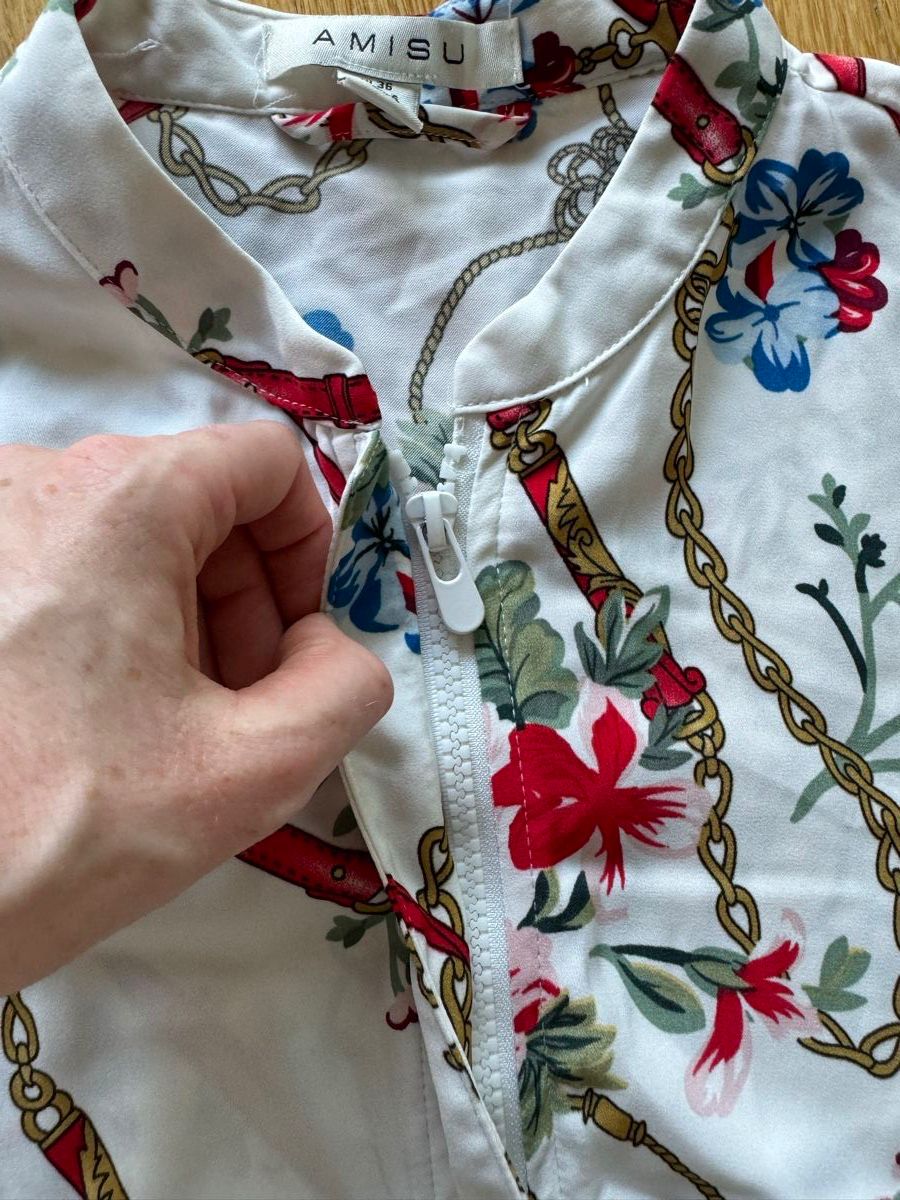 Giacche: AMISU Jacke, weiss, Blumenmuster, Gr. 34-36 – Usato da Luzern venduto da glo_6dm2 1