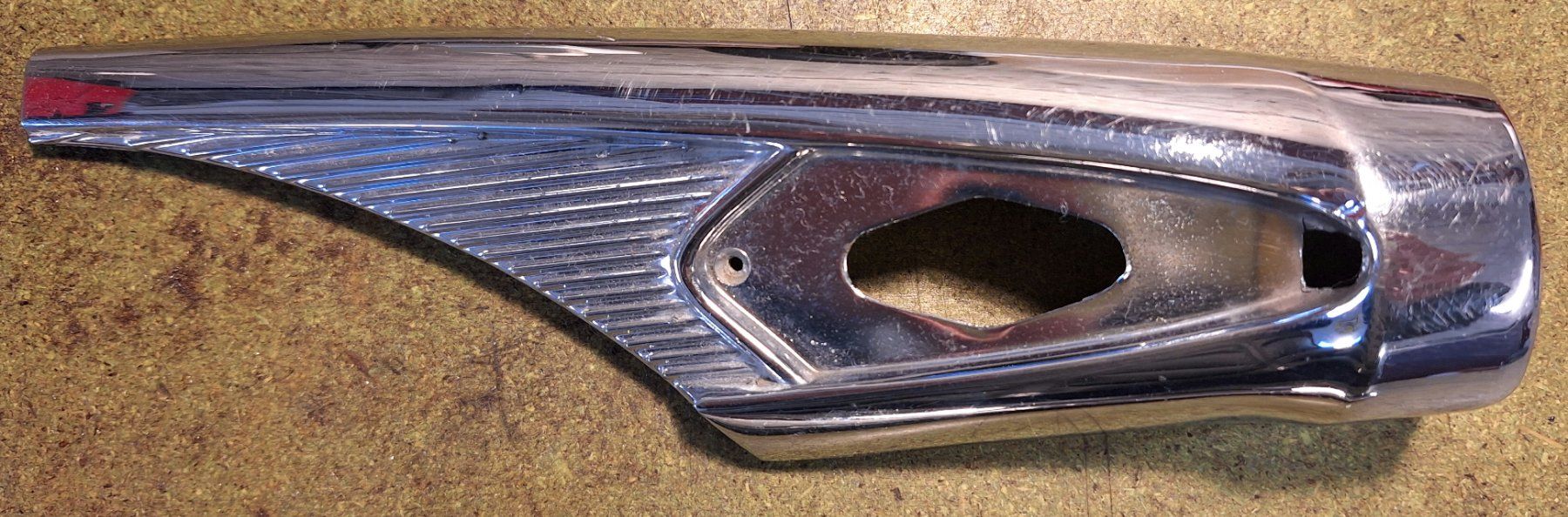 Lucas Alle Autoersatzteile: Triumph TR4 /4A / 5 - Seitenblinkergehäuse rechts - Lucas – Gebraucht aus Meikirch von since78