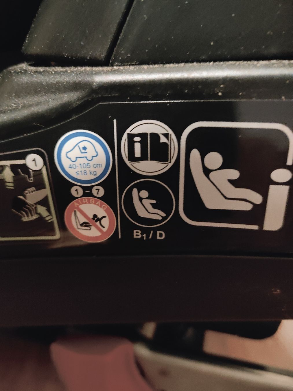 Britax Römer Seggiolini per auto: Britax Römer Swingfix i-Size Kindersitz 40-105cm – Usato da Frauenfeld venduto da Pinertool 1