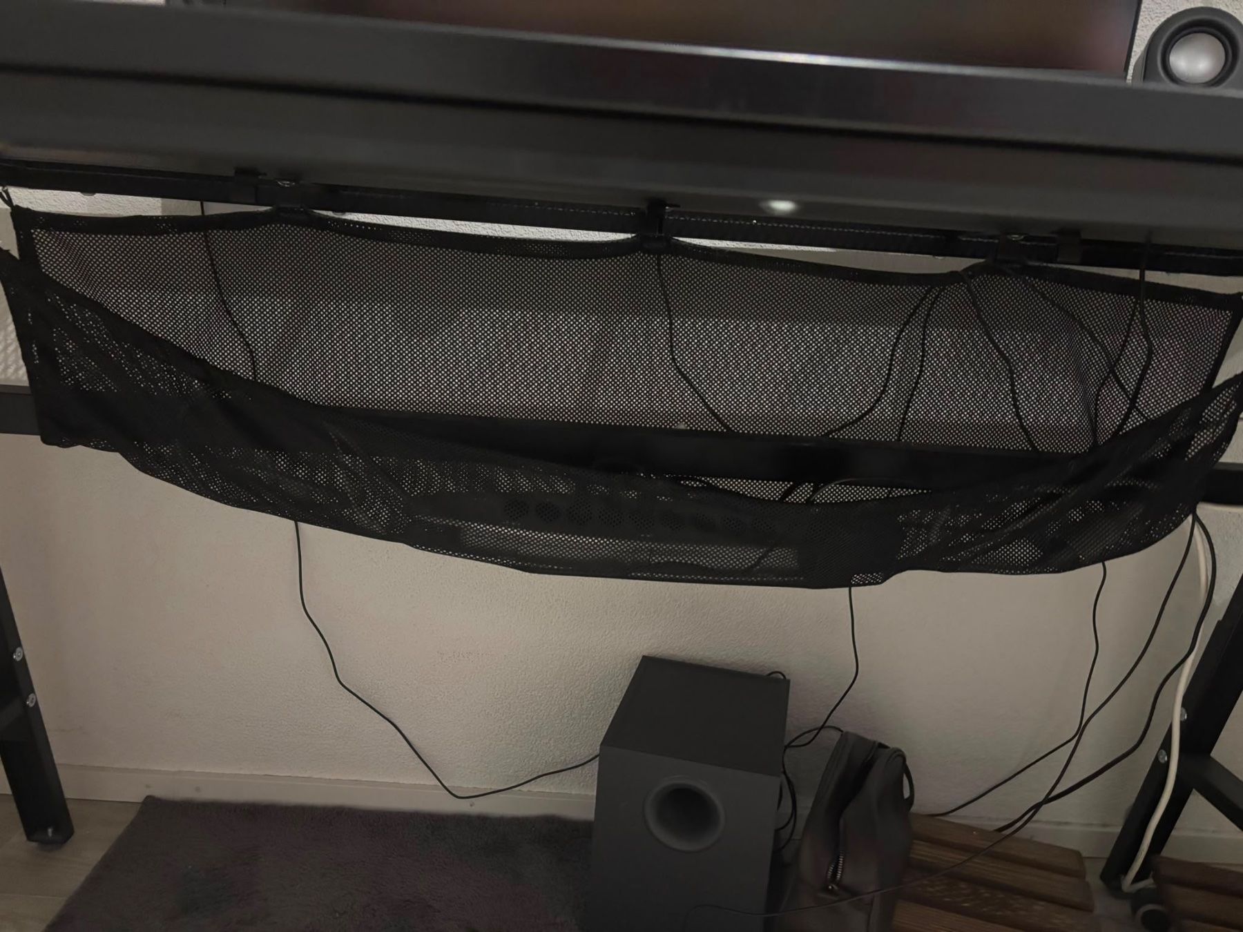 Ikea Scrivanie: Gaming Schreibtisch – Usato da Gommiswald venduto da RafG 3