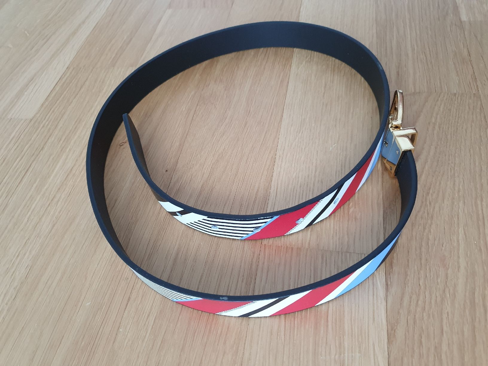 Tommy Hilfiger Gürtel: Gürtel von Tommy Hilfiger – Neu (gemäss Beschreibung) aus Wettingen von __Dom__ 5
