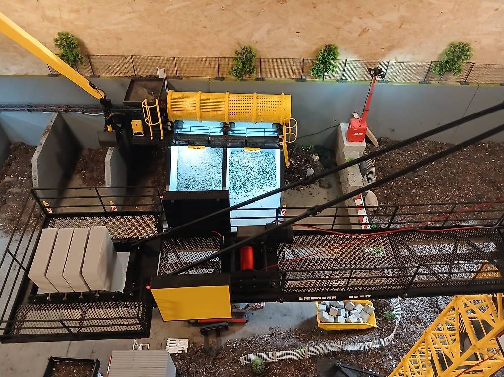 Liebherr Kräne: Turmdrehkran – Gebraucht aus Eichberg von luk_6sxq 4