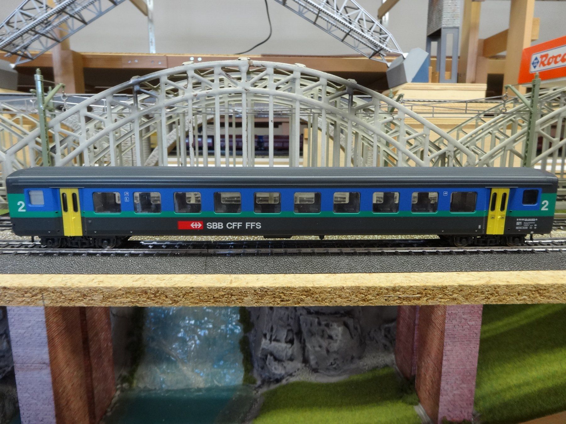 Roco Modelleisenbahnen: 5-teiliger SBB Interregio Zug von Roco – Neu (gemäss Beschreibung) aus Hinwil von chris_badminton 4