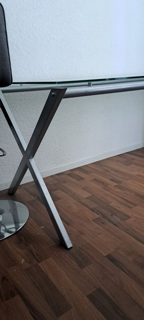 Tavoli: Moderner Chrom Glastisch im Neuzustand – Usato da Siegershausen venduto da Siegershausen1956 3