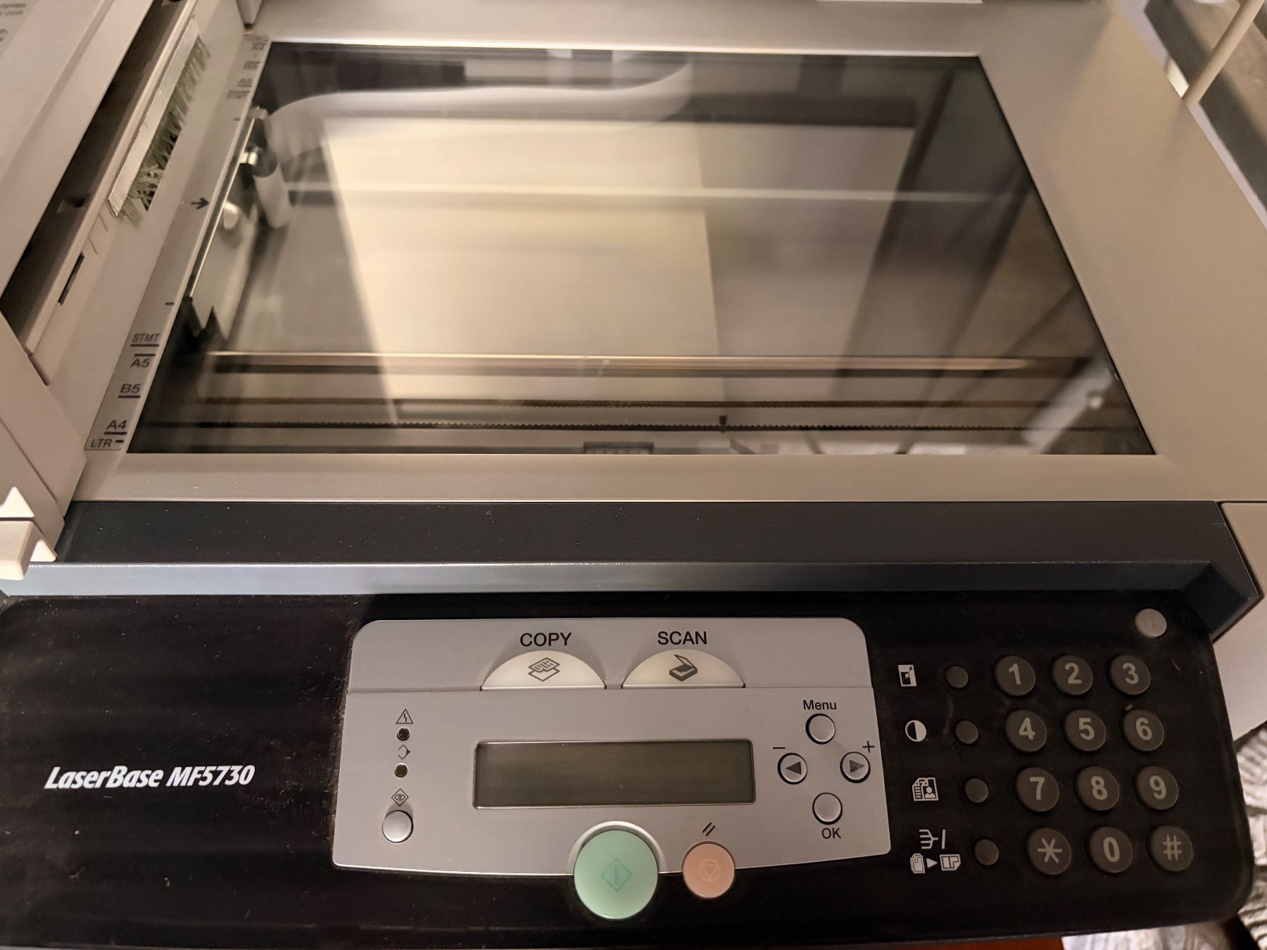 Canon Stampanti: Multifunktionsdrucker Canon LaserBase MF5730 gebraucht – Usato da Hägendorf venduto da Kristian2005 2
