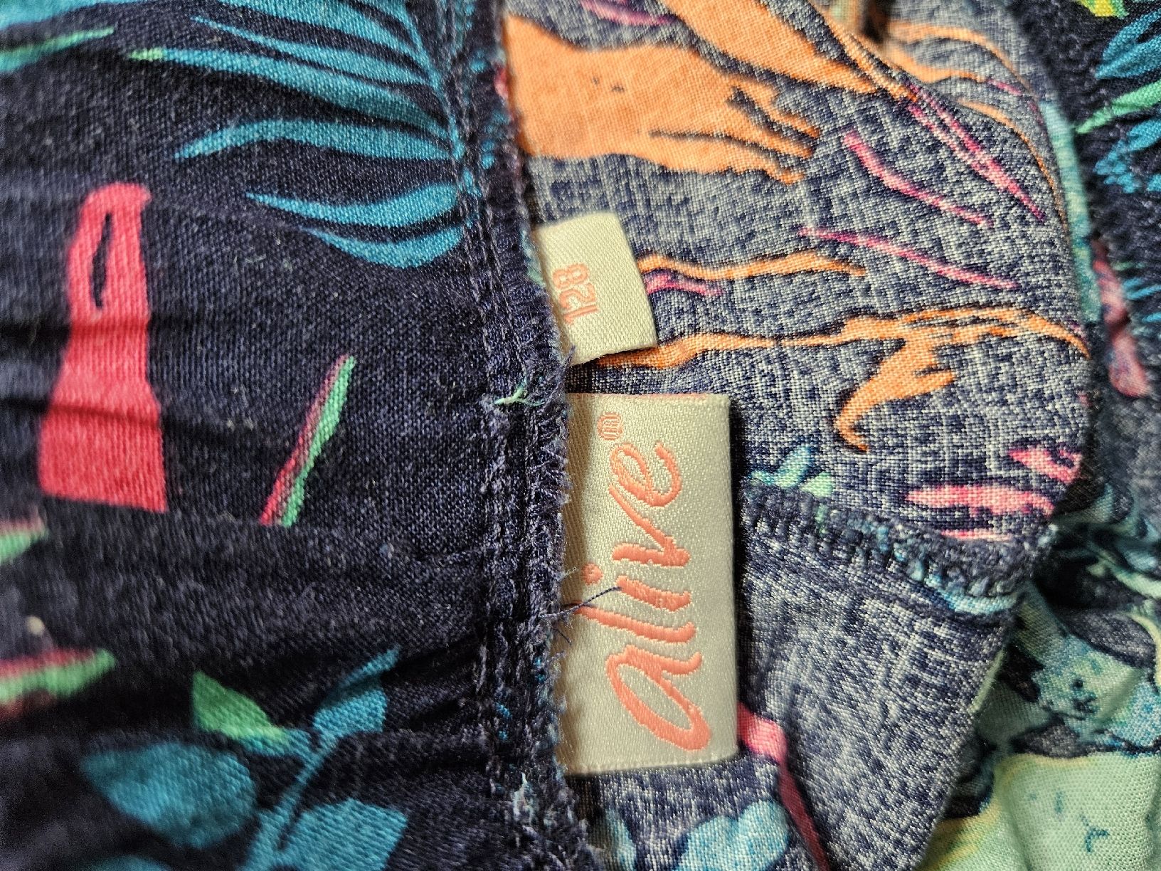 Pantalons: leichte Hose Gr. 128 – D'occasion à Altendorf par egi83 1