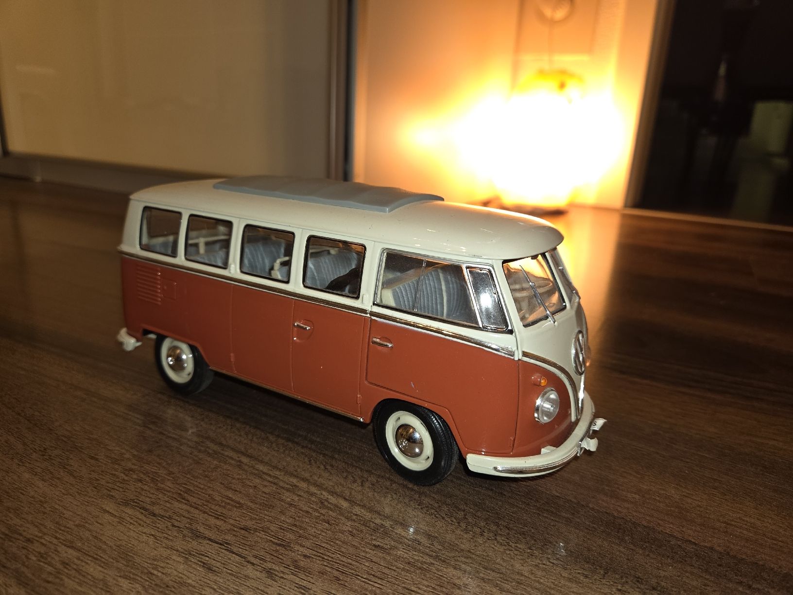 Volkswagen Modellautos: VW T1 Bus Modelauto – Gebraucht aus Elgg von Fufu28