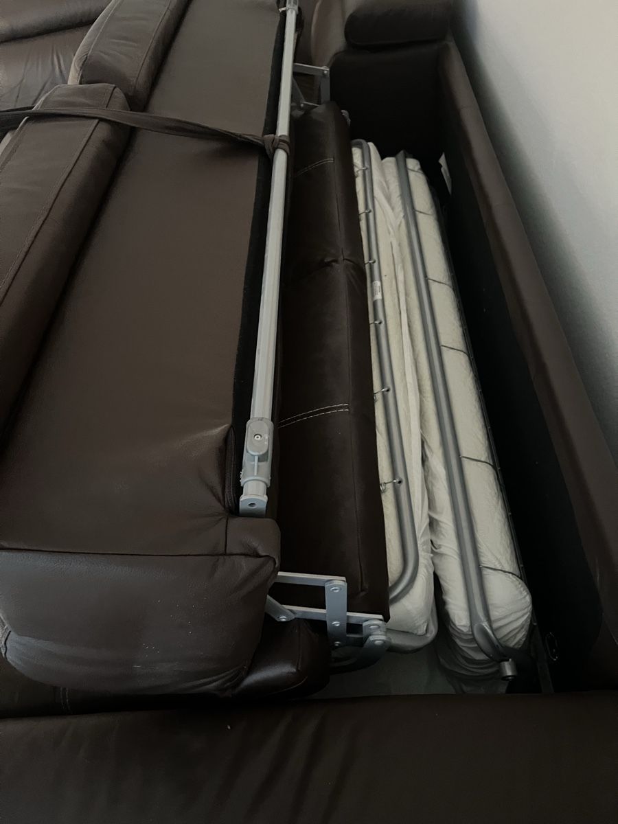 Sofas: Leder Ecksofa/ausziehbar – D'occasion à Rotkreuz par Seattle2010 5