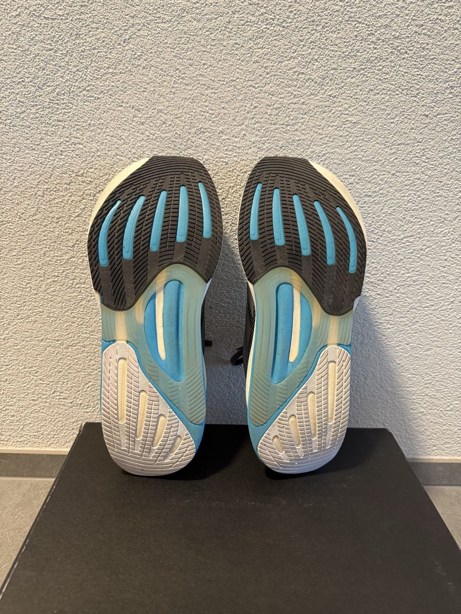 Adidas Scarpe da uomo: Adidas Supernova Charge, Gr. 40 2/3 – Nuovo (secondo la descrizione) da Sarmenstorf venduto da Ravengod99 2