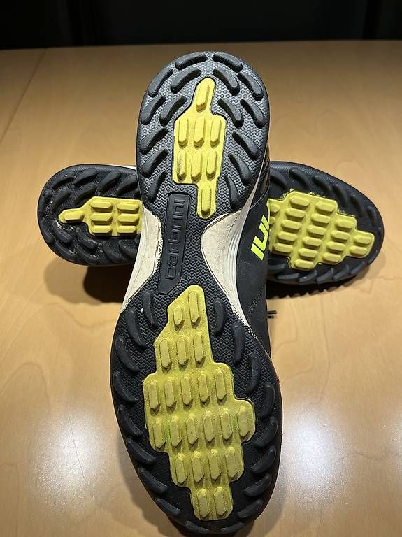 Scarpe da uomo: Carbrini Fussballschuhe – Usato da Meikirch venduto da Mariamole 3