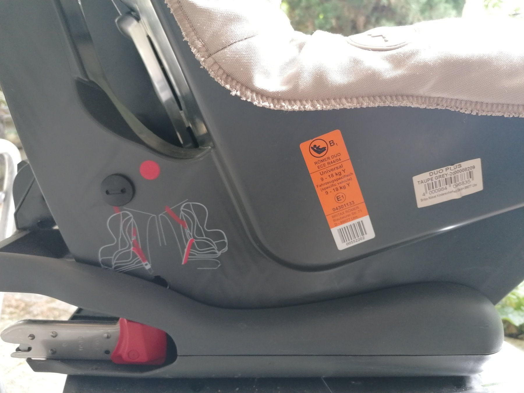 Britax Römer Auto-Kindersitze: Römer Baby Autositz NP 350Fr+ – Gebraucht aus Binningen von Smile-46 5