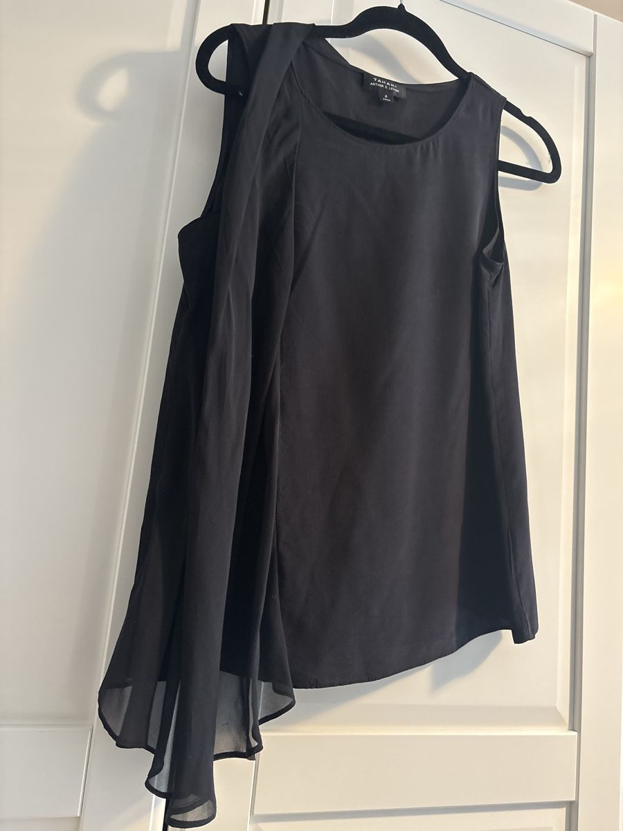 Blusen: Tahari Black Blouse Size 6 – Neu (gemäss Beschreibung) aus Zürich von jir_k6j2 1