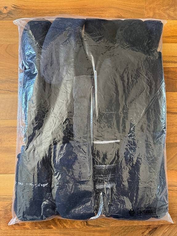 Calze: Socken (dunkel) – Usato da Kreuzlingen venduto da giu_6k2z 1