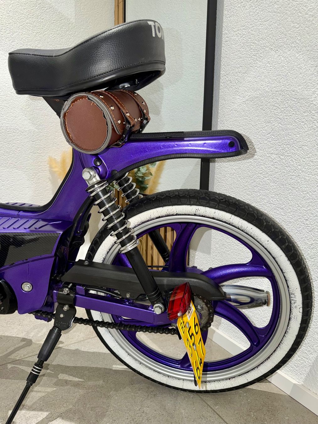 Tomos Ciclomotori: Tomos  customisée - Pièce unique! – Usato da Reconvilier venduto da HarryP96 1