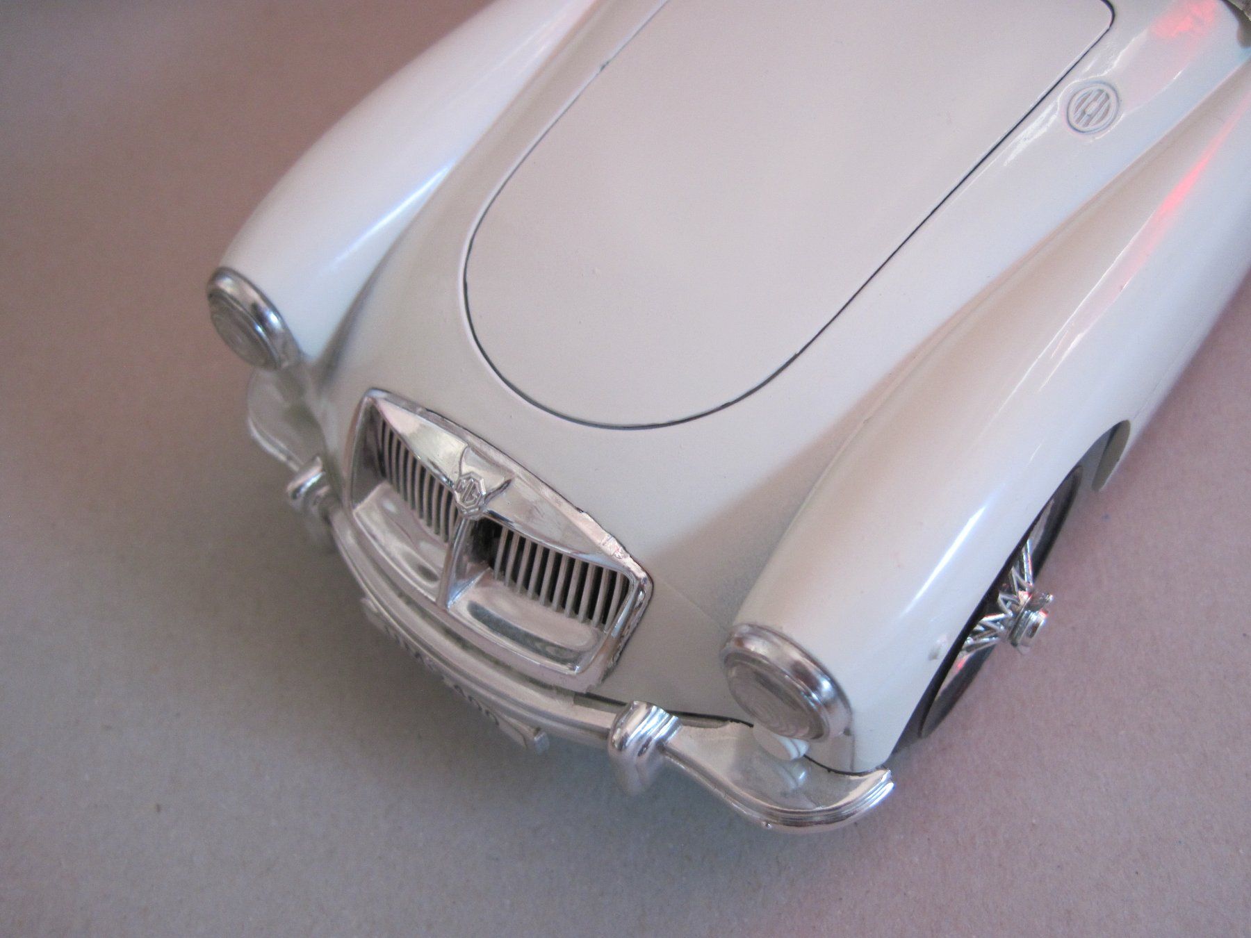 MG Modellini d'auto: MG A Twin Cam Cabriolet – Nuovo (secondo la descrizione) da Feuerthalen venduto da mam_5l7b 4