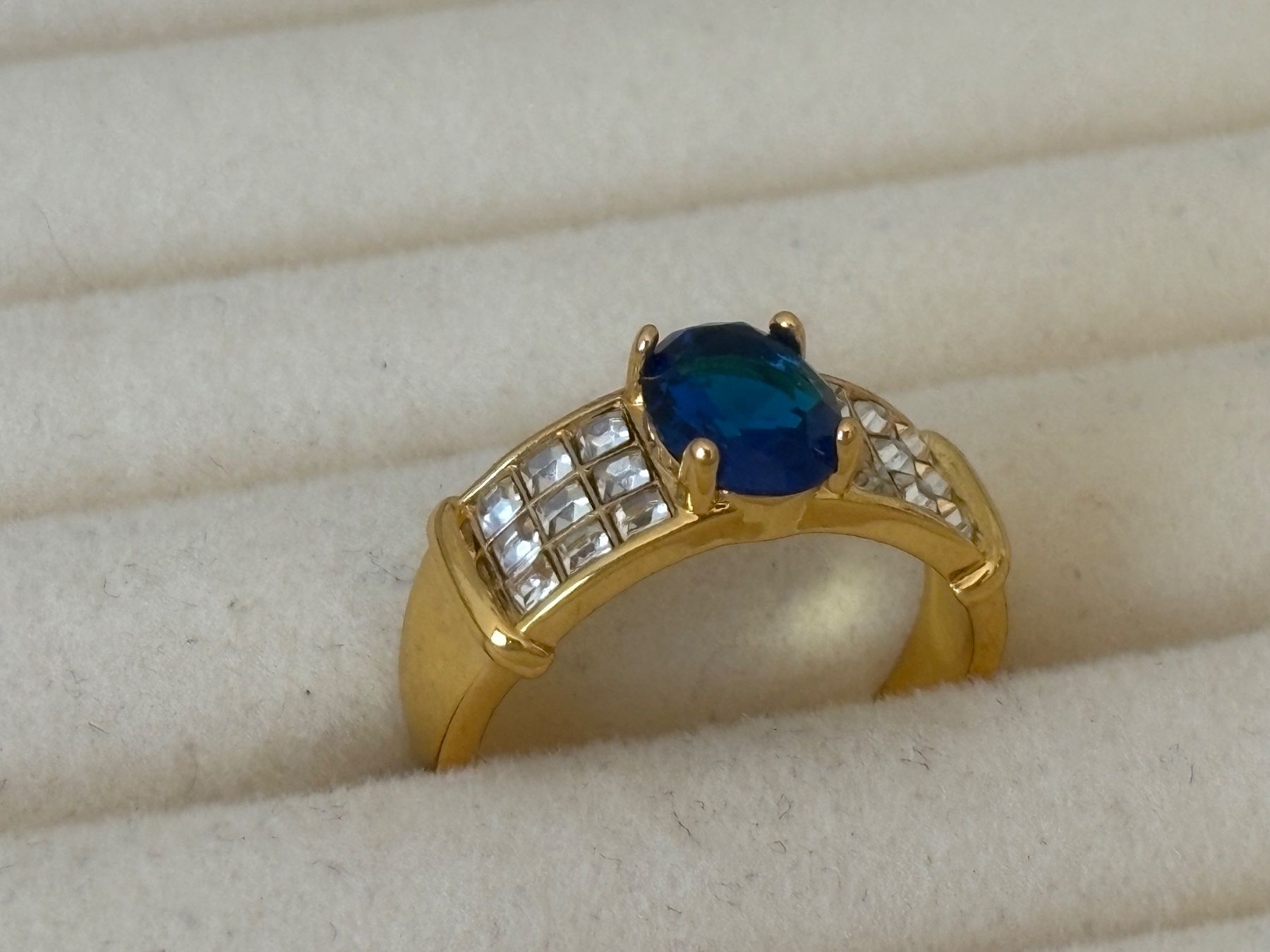 Anelli: Luxus Elegante Gr.19/9 Ring Farbe:  Gold/ blau – Nuovo (secondo la descrizione) da Biel-Bienne venduto da Roserosse13 4