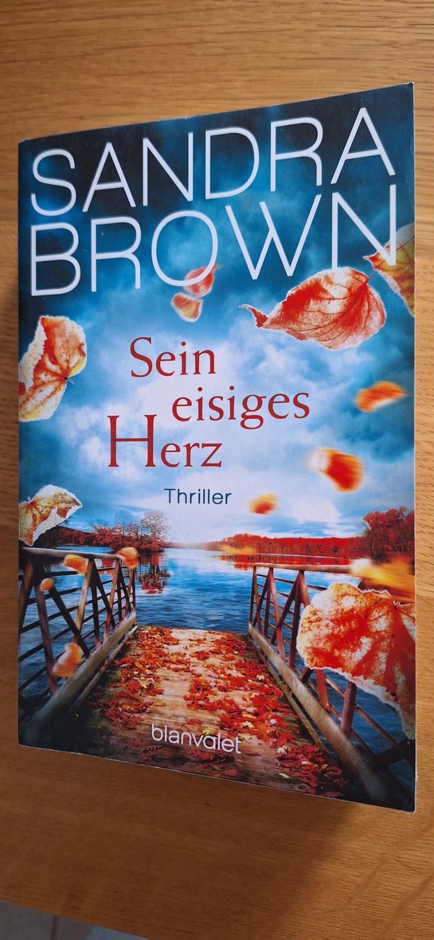 Libri: 4 spannende krimis sandra brown – Usato da schönenwerd venduto da ebulum 6